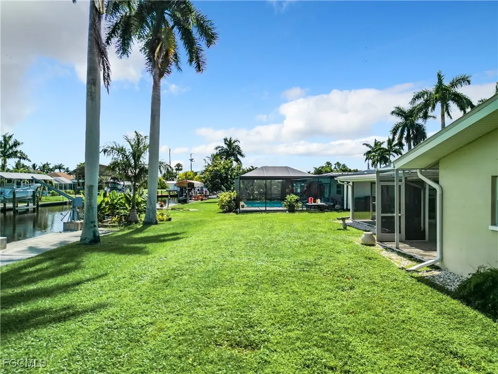 5249 Sunset Court Cape Coral FL 33904
