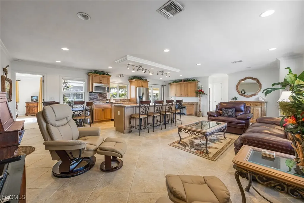 5249 Sunset Court Cape Coral FL 33904