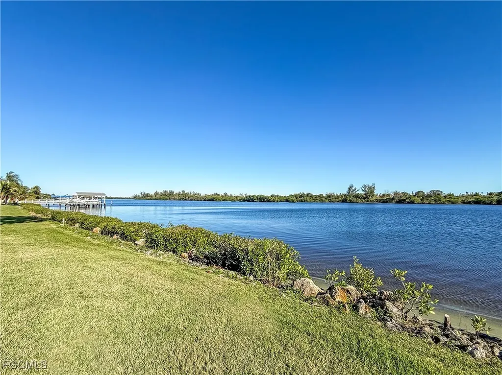 16200 Bay Pointe Boulevard North Fort Myers FL 33917