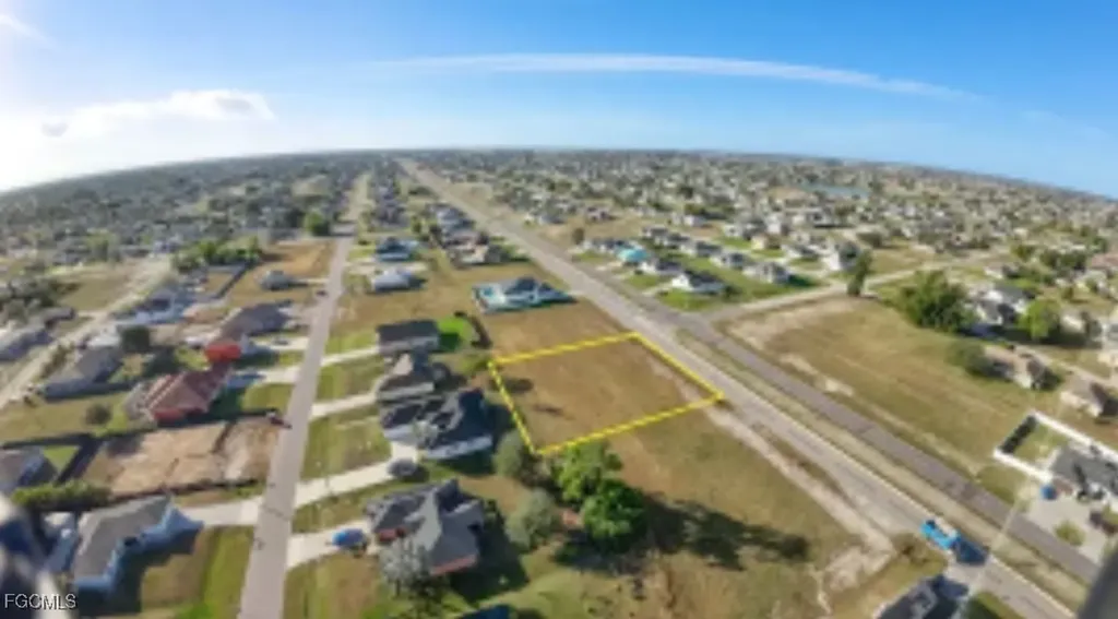 1323 Santa Barbara Boulevard N Cape Coral FL 33993