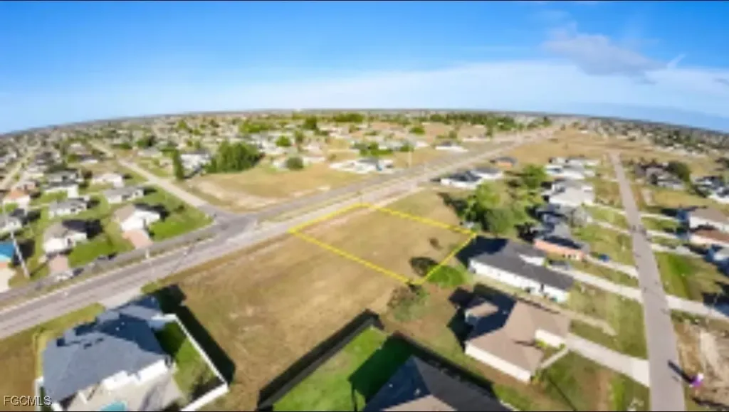1323 Santa Barbara Boulevard N Cape Coral FL 33993