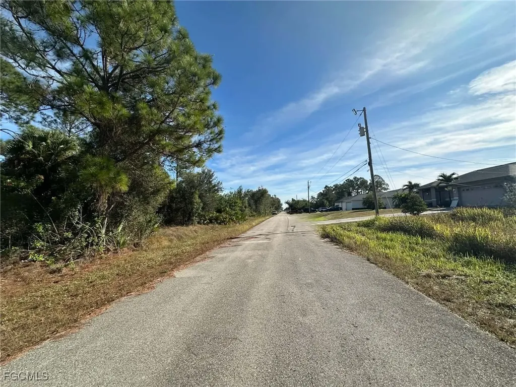 3416 39th Street SW Lehigh Acres FL 33976