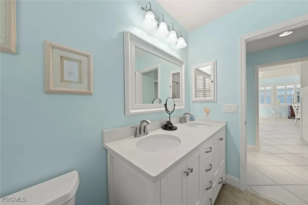 4452 Waters Edge Lane Sanibel FL 33957