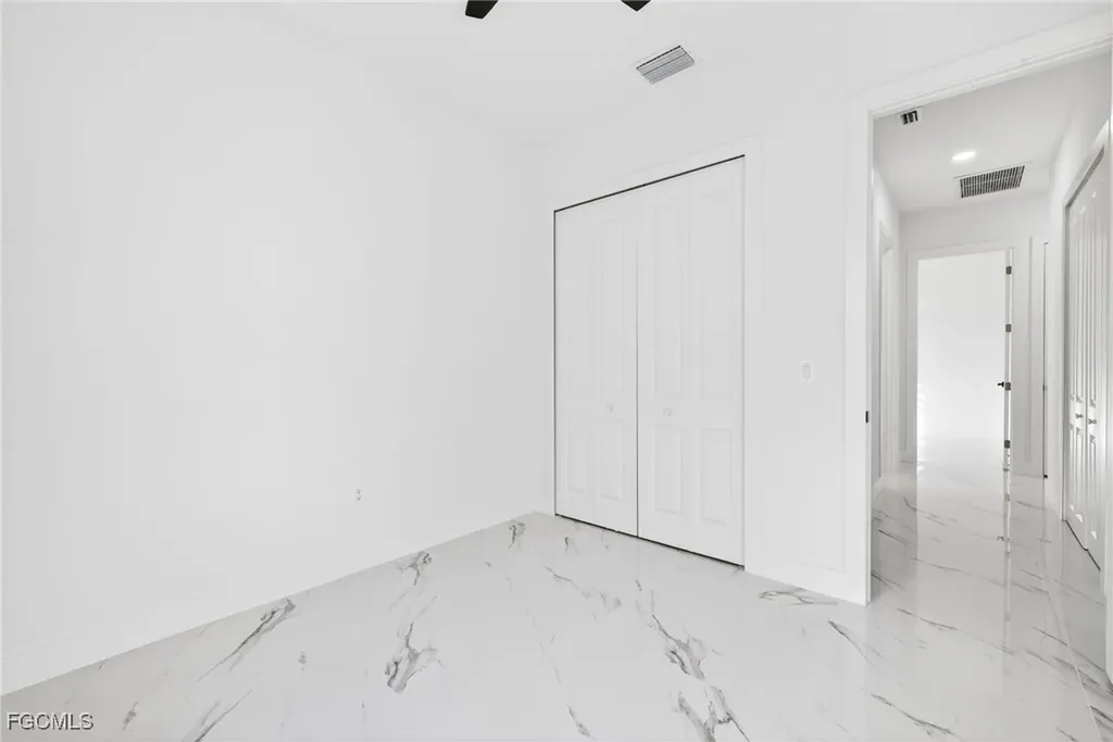 27 SW 8th Place Cape Coral FL 33991