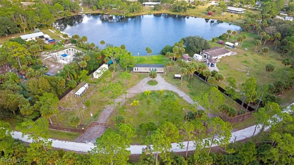 635 W Paso Fino Circle Clewiston FL 33440