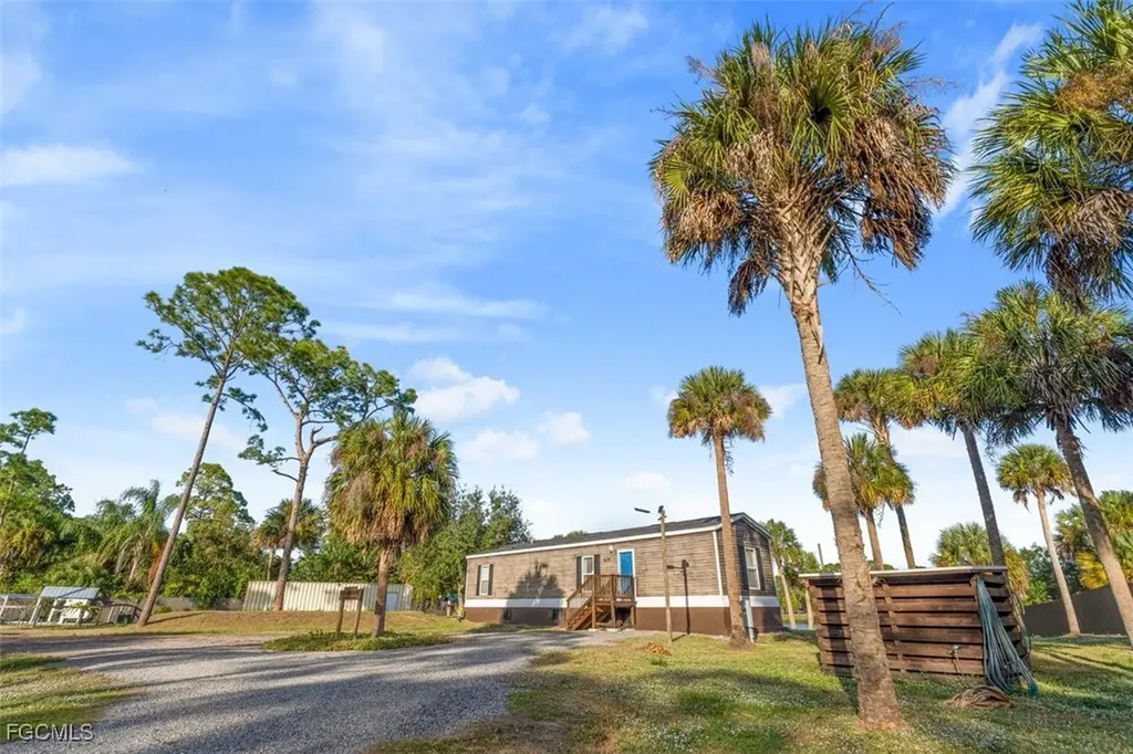 635 W Paso Fino Circle Clewiston FL 33440