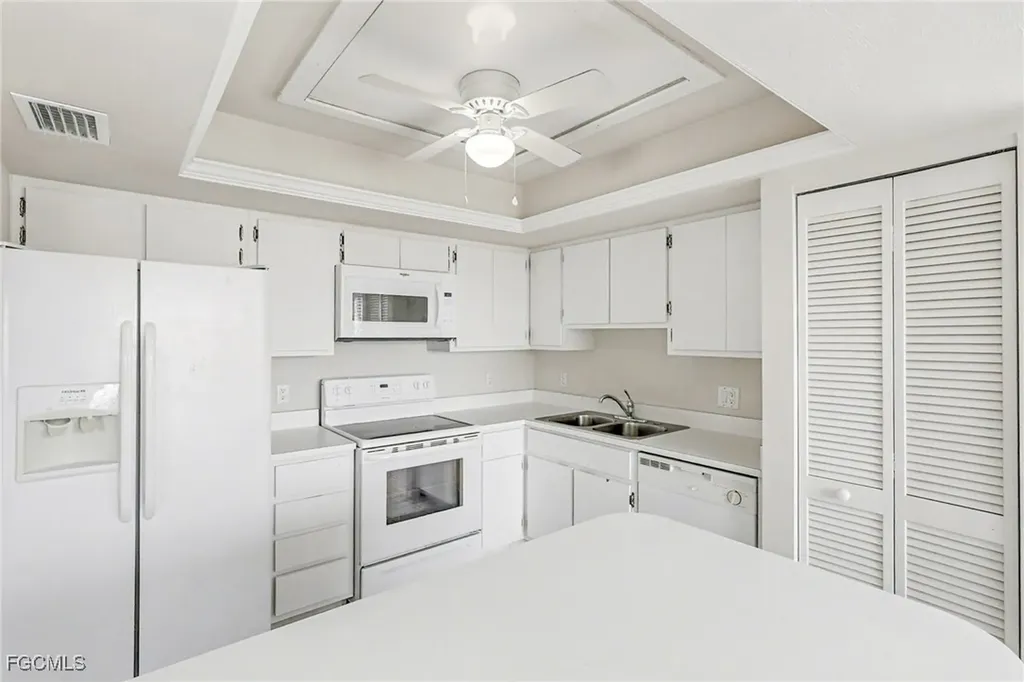 4528 SE 5th Place Cape Coral FL 33904
