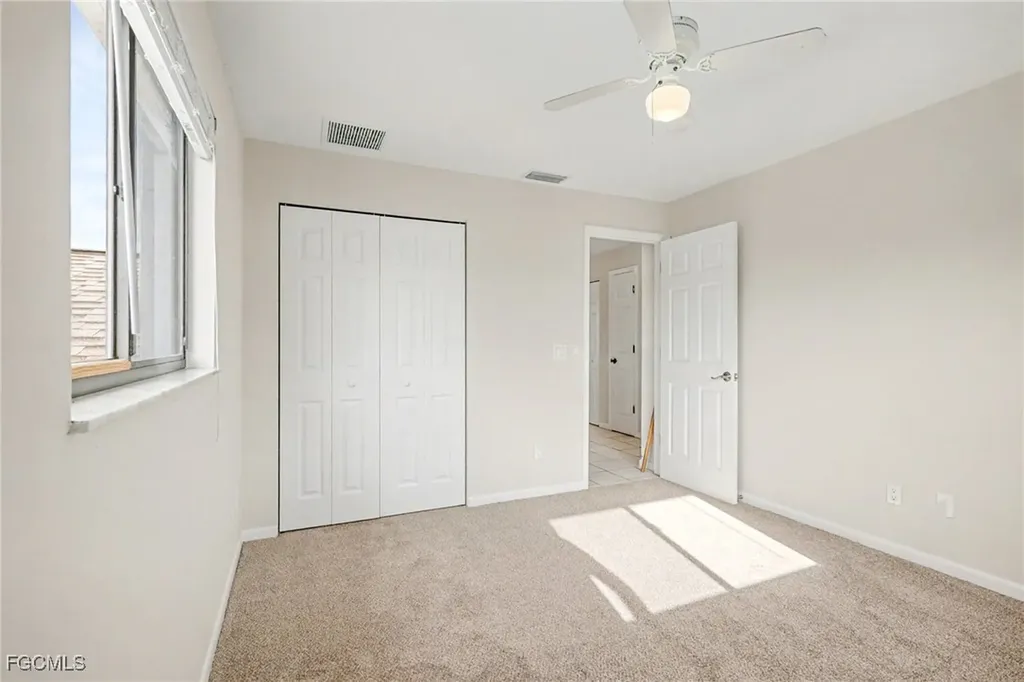 4528 SE 5th Place Cape Coral FL 33904