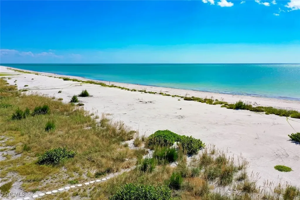 4717 Rue Belle Mer Sanibel FL 33957