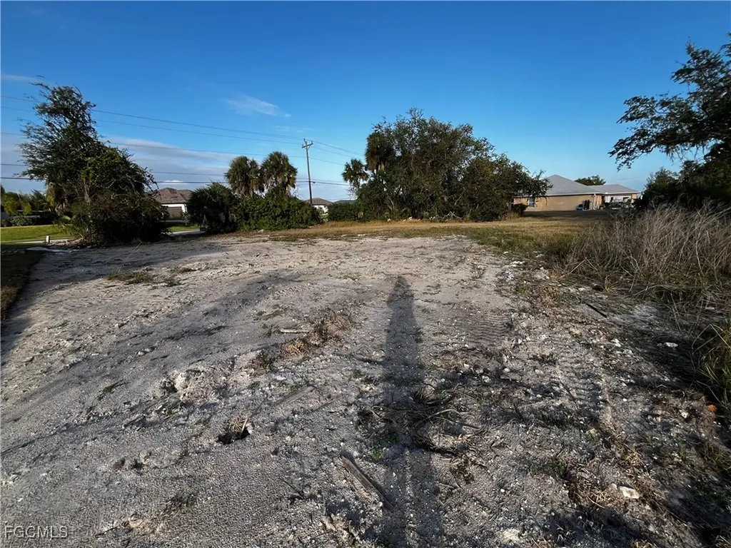 1630 NE 37th Street Cape Coral FL 33909