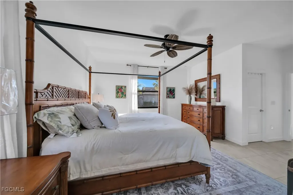 20023 Hartford Estero FL 33928