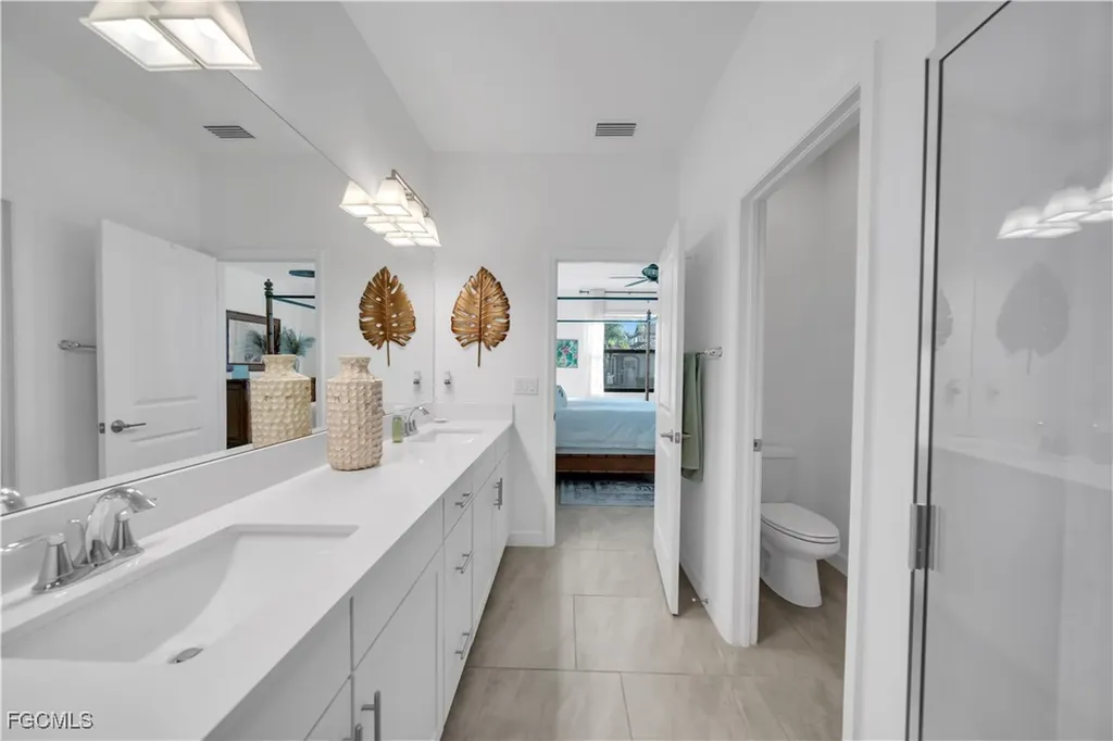 20023 Hartford Estero FL 33928