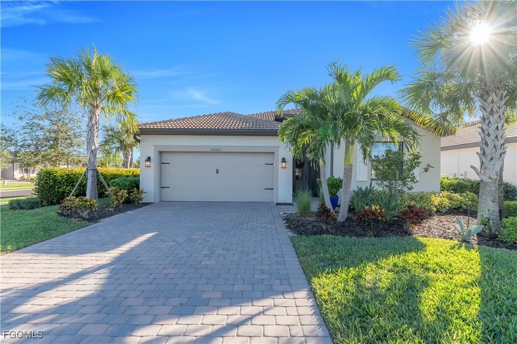 20023 Hartford Estero FL 33928