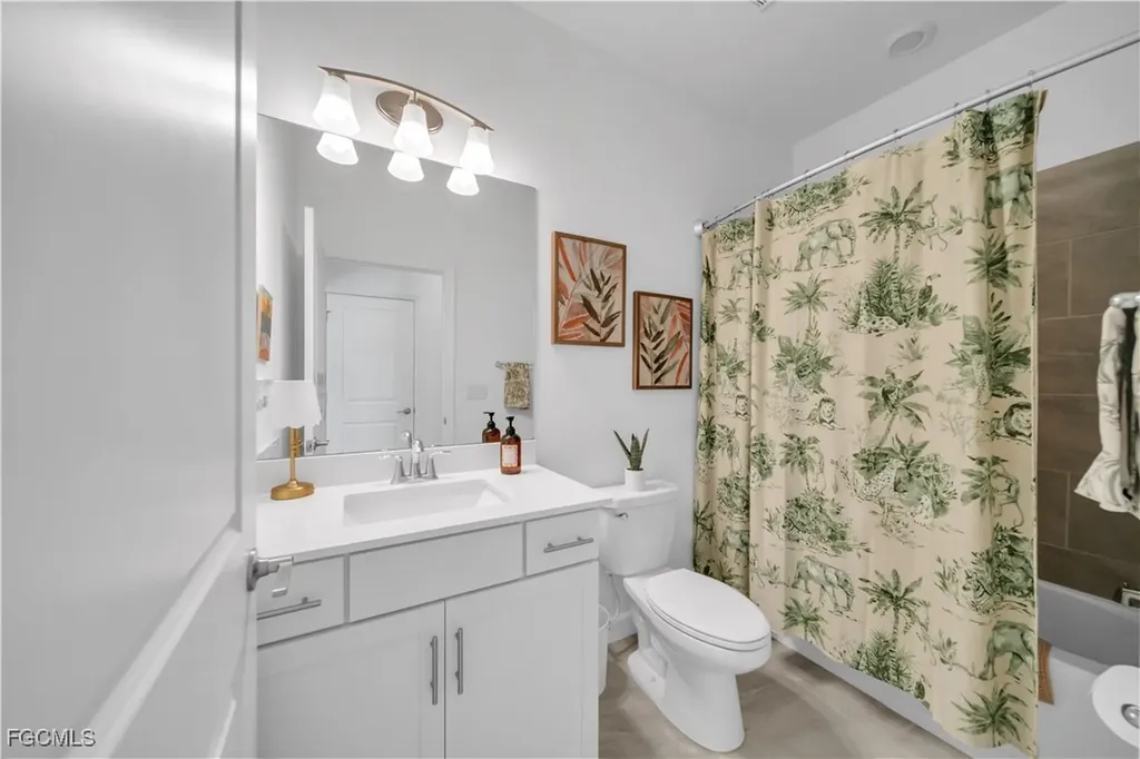 20023 Hartford Estero FL 33928