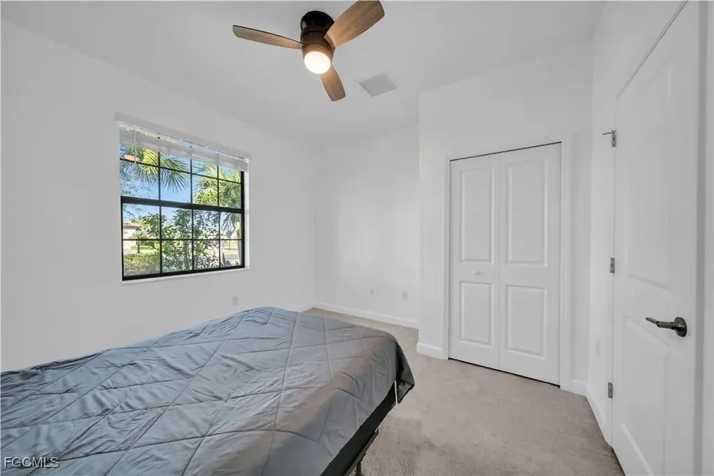 20023 Hartford Estero FL 33928