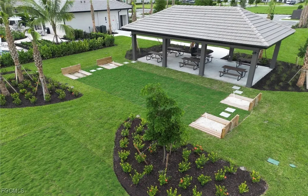 20023 Hartford Estero FL 33928