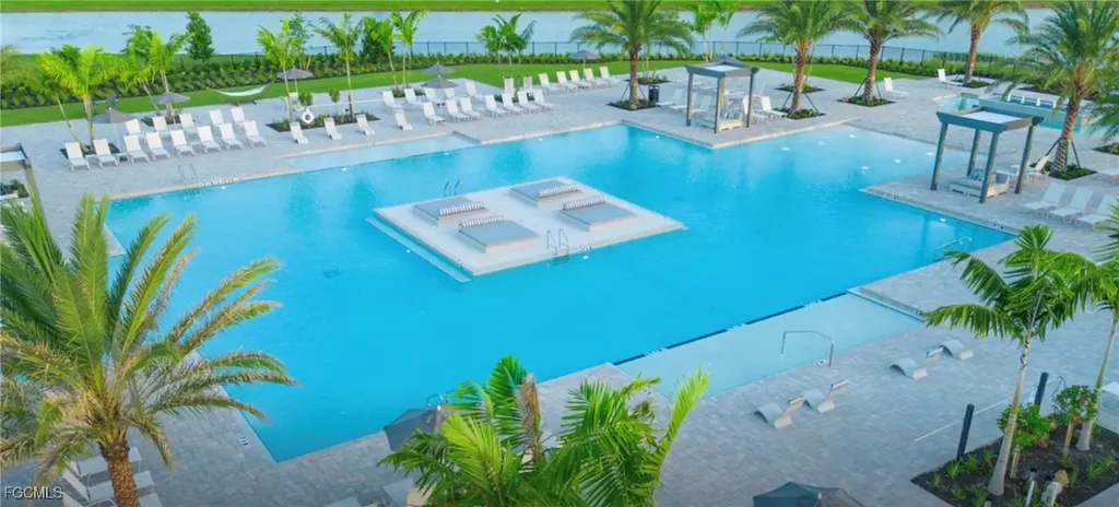 20023 Hartford Estero FL 33928