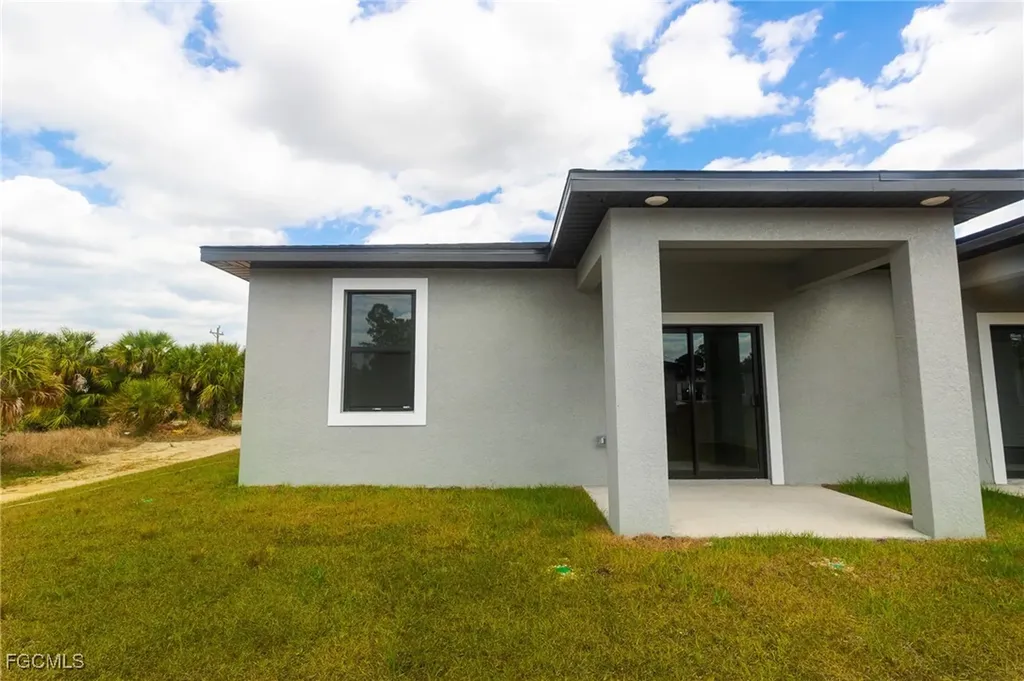 1260 Milwaukee Boulevard Lehigh Acres FL 33974