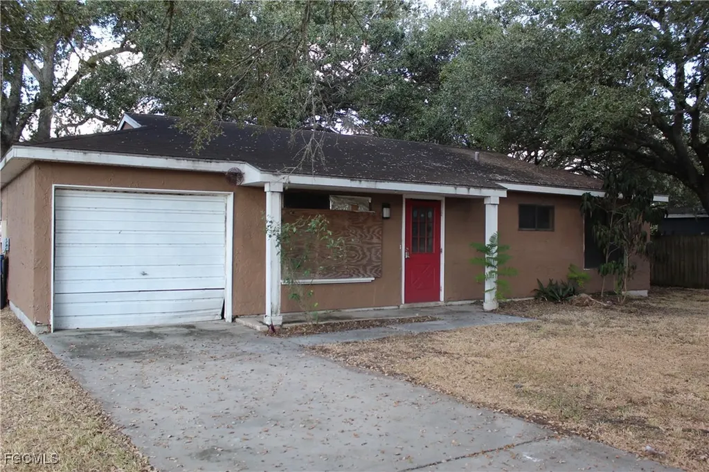 4033 W Palomar Circle Labelle FL 33935