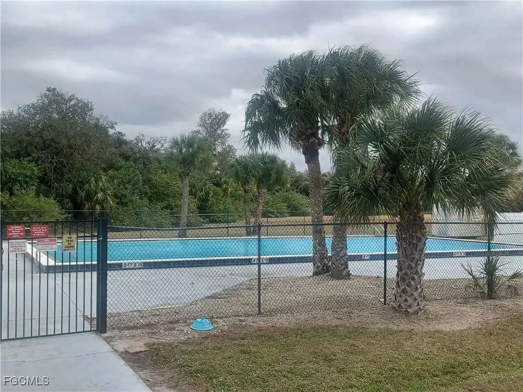 4033 W Palomar Circle Labelle FL 33935
