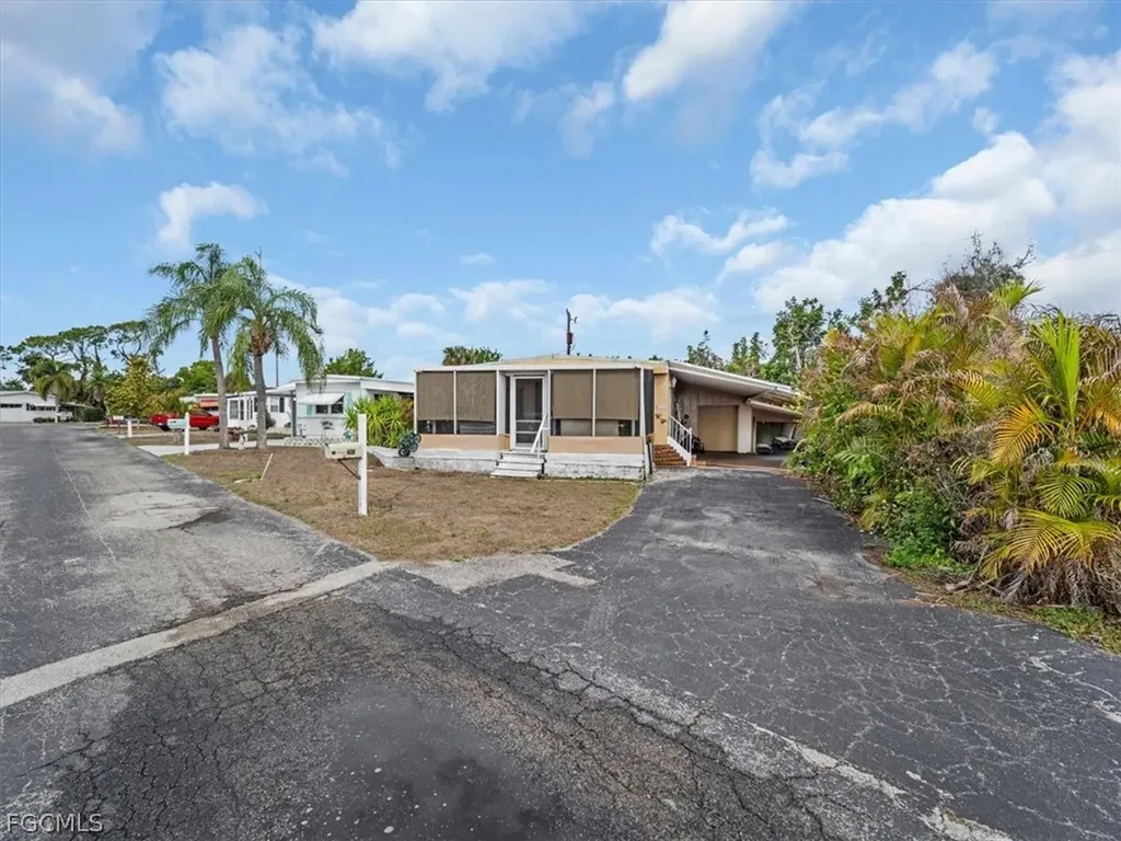 265 Fireball Lane North Fort Myers FL 33917