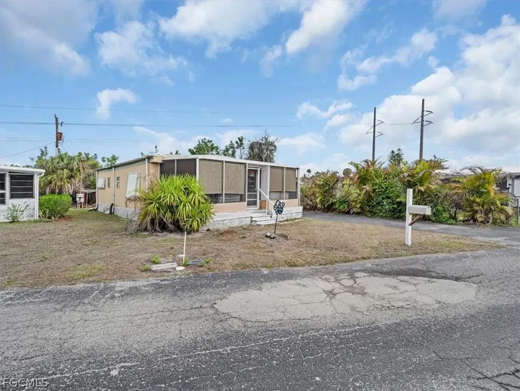 265 Fireball Lane North Fort Myers FL 33917