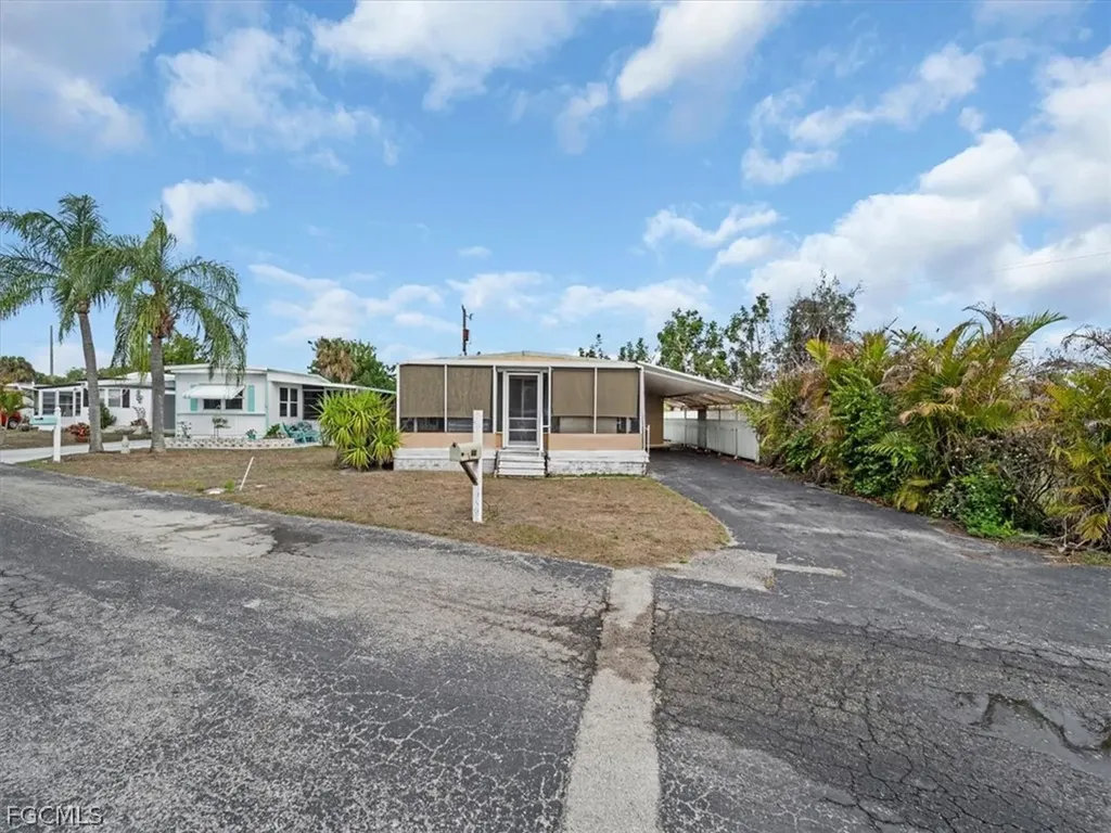 265 Fireball Lane North Fort Myers FL 33917