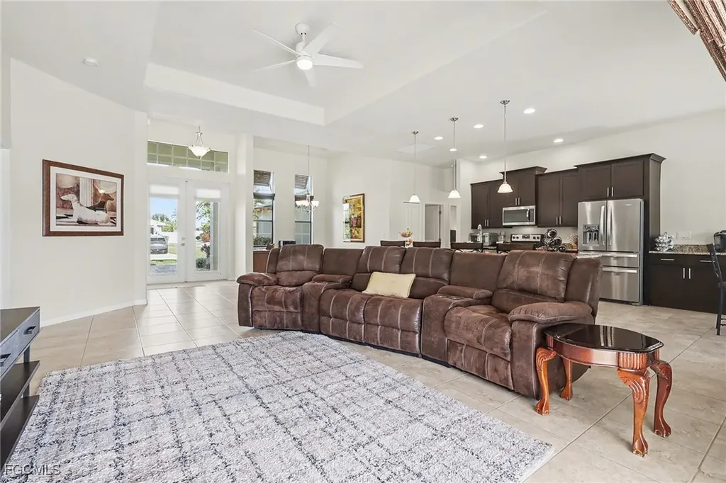 1426 SW 12th Terrace Cape Coral FL 33991