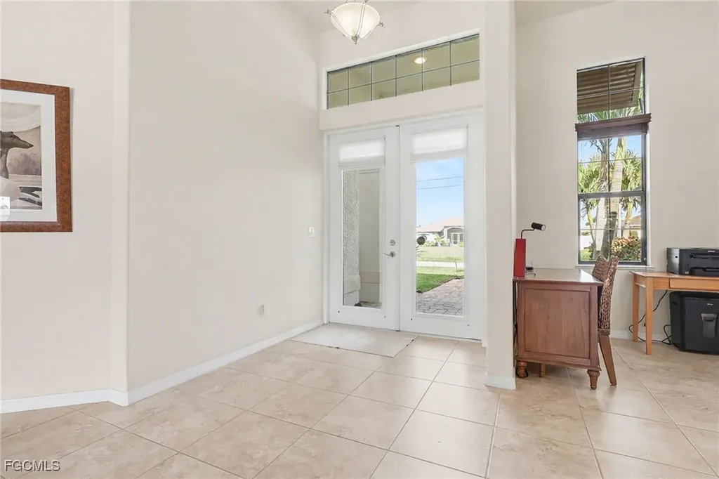 1426 SW 12th Terrace Cape Coral FL 33991
