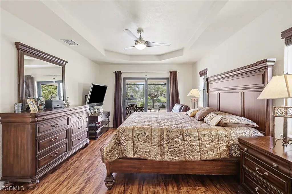 1426 SW 12th Terrace Cape Coral FL 33991