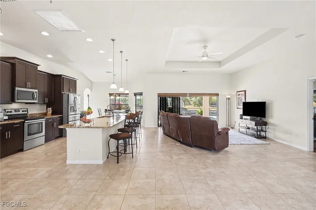 1426 SW 12th Terrace Cape Coral FL 33991