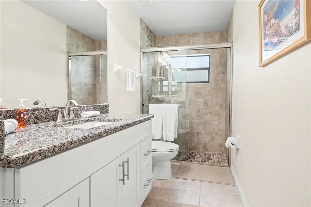 1426 SW 12th Terrace Cape Coral FL 33991