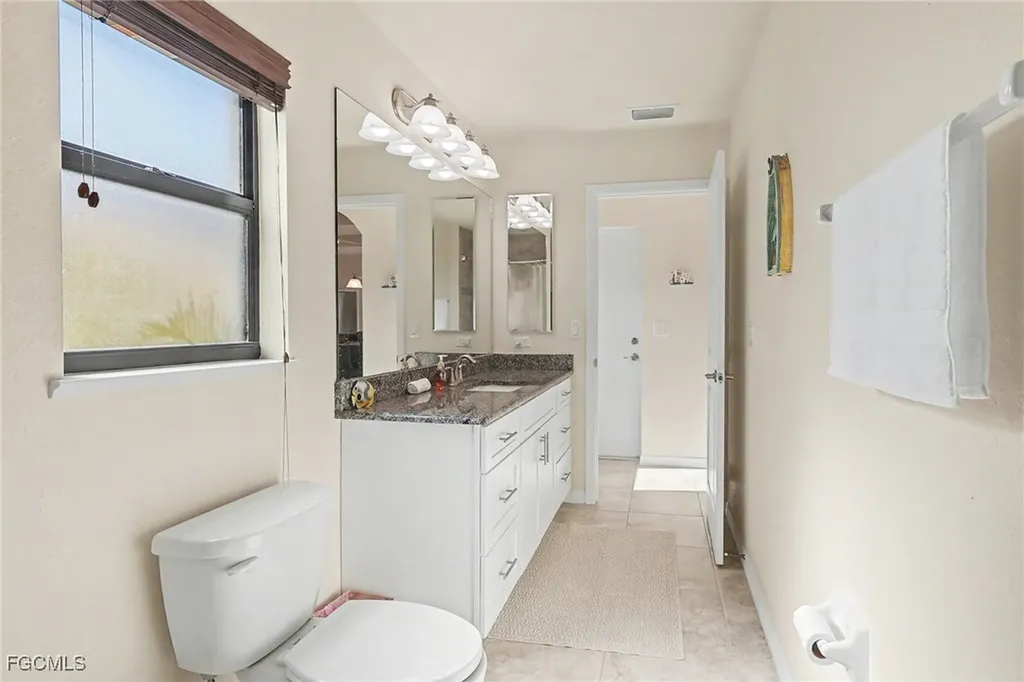 1426 SW 12th Terrace Cape Coral FL 33991