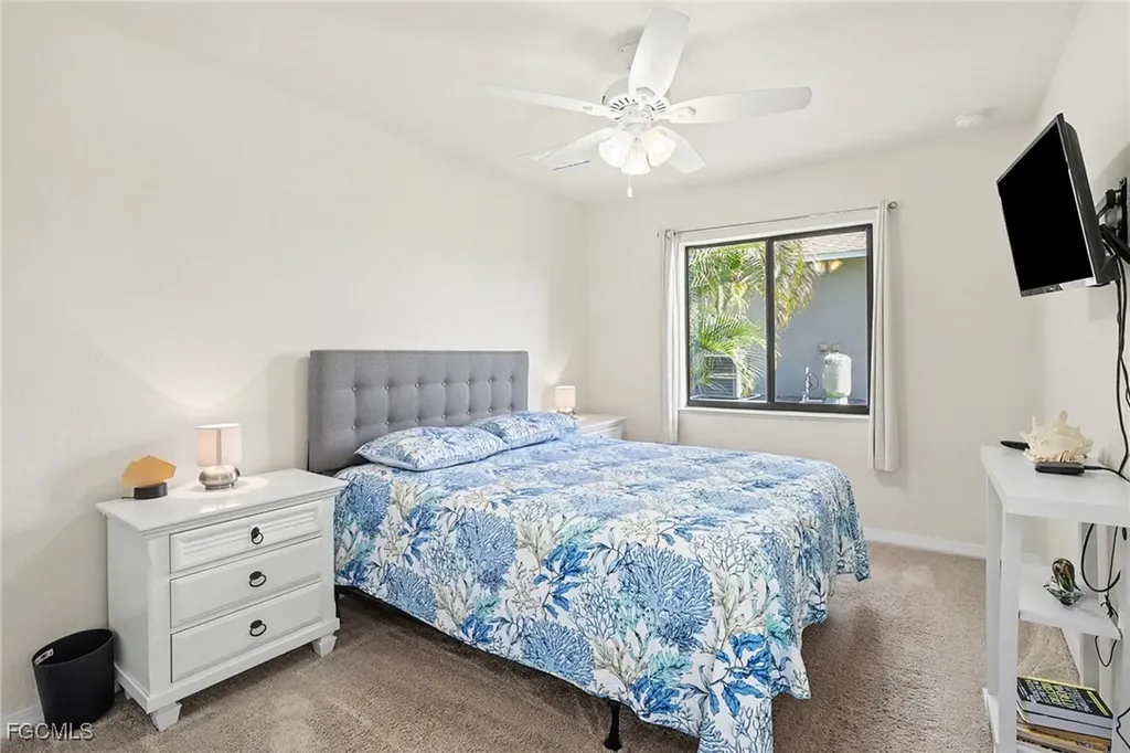 1426 SW 12th Terrace Cape Coral FL 33991