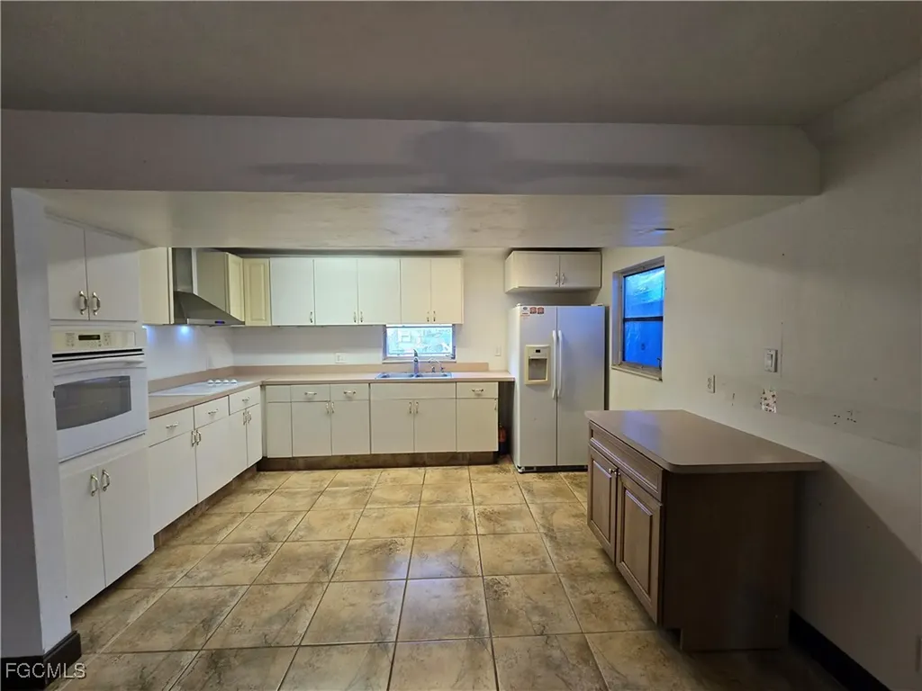1569 Maple Drive Fort Myers FL 33907