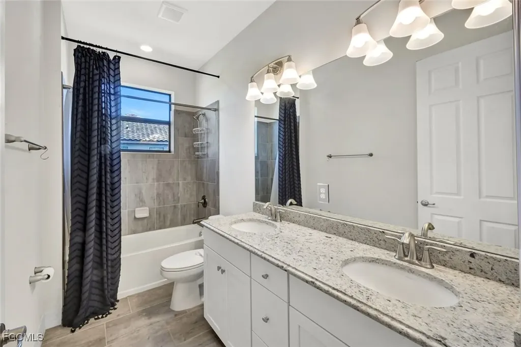 17422 Elkgrove Lane Estero FL 33928