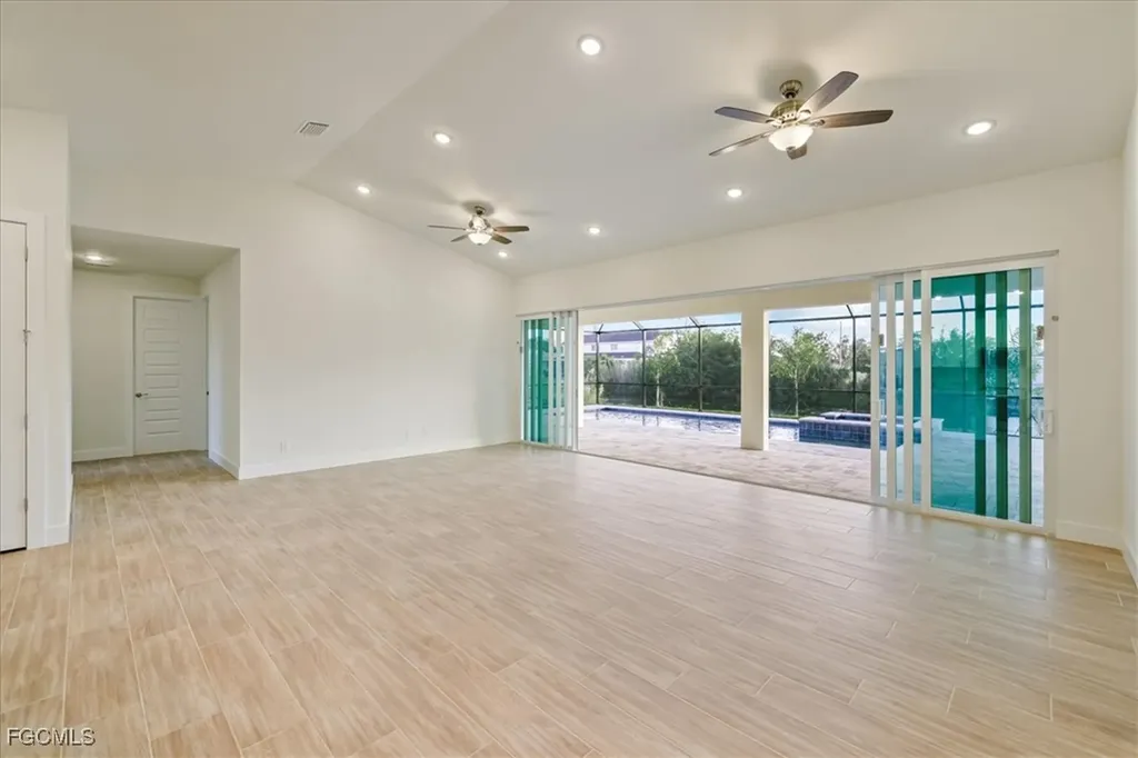1220 SE 5th Terrace Cape Coral FL 33990