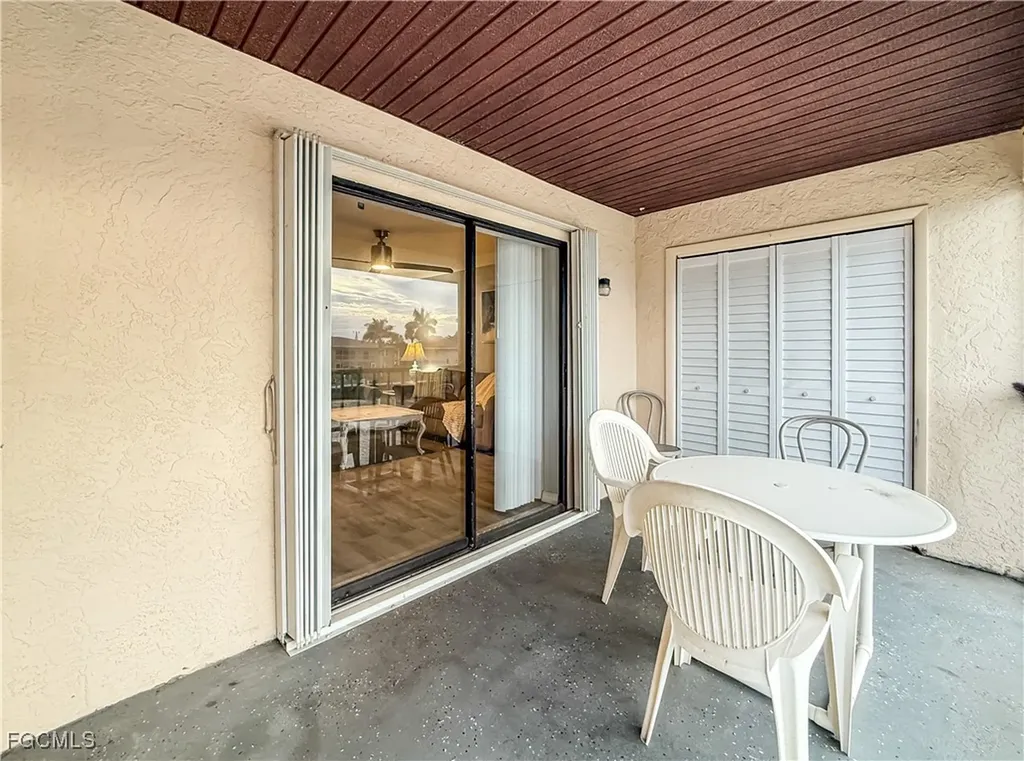 4534 SE 5th Place Cape Coral FL 33904