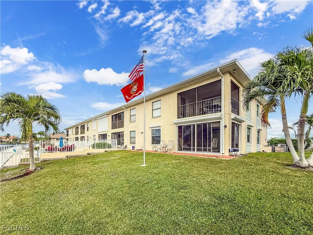 4534 SE 5th Place Cape Coral FL 33904