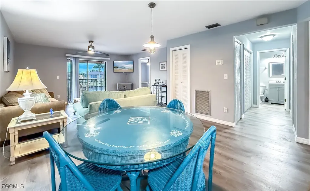 4534 SE 5th Place Cape Coral FL 33904