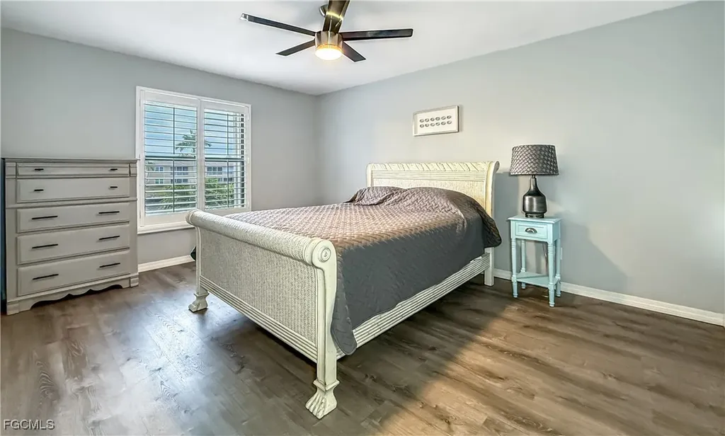 4534 SE 5th Place Cape Coral FL 33904