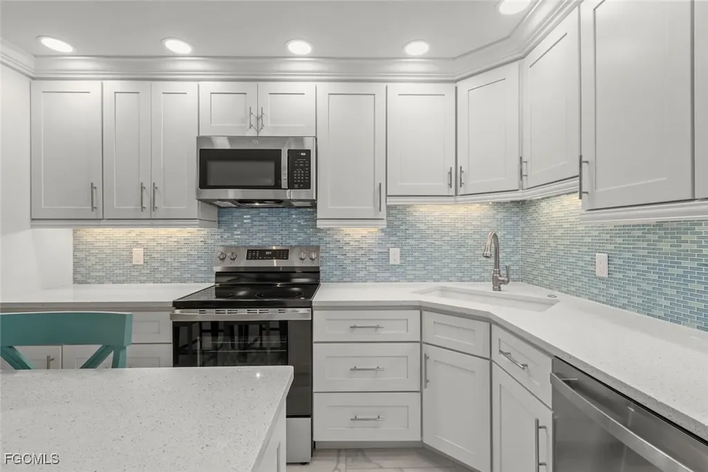 845 E Gulf Drive Sanibel FL 33957