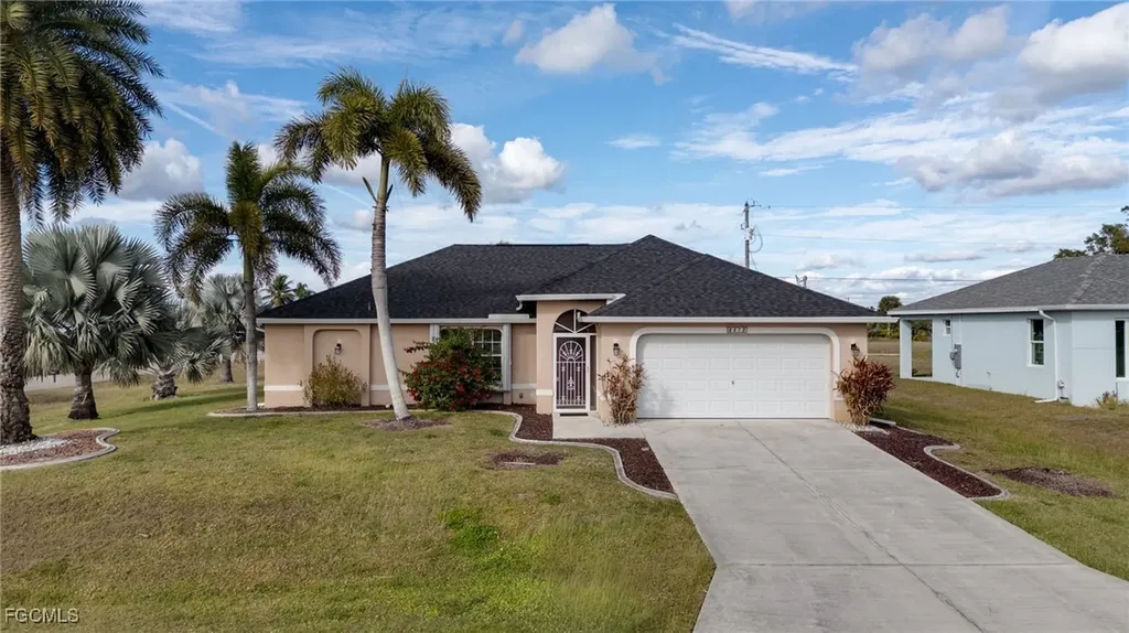 2013 NE 25th Street Cape Coral FL 33909
