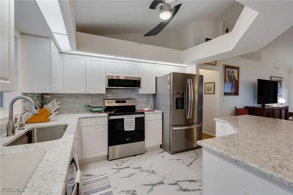 2013 NE 25th Street Cape Coral FL 33909