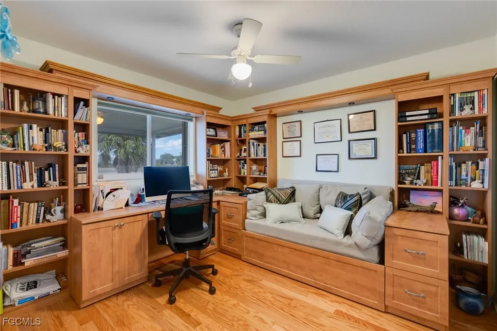 2013 NE 25th Street Cape Coral FL 33909