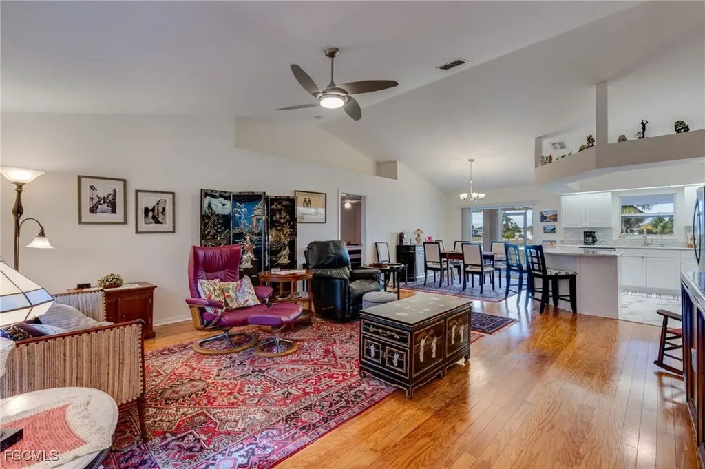 2013 NE 25th Street Cape Coral FL 33909
