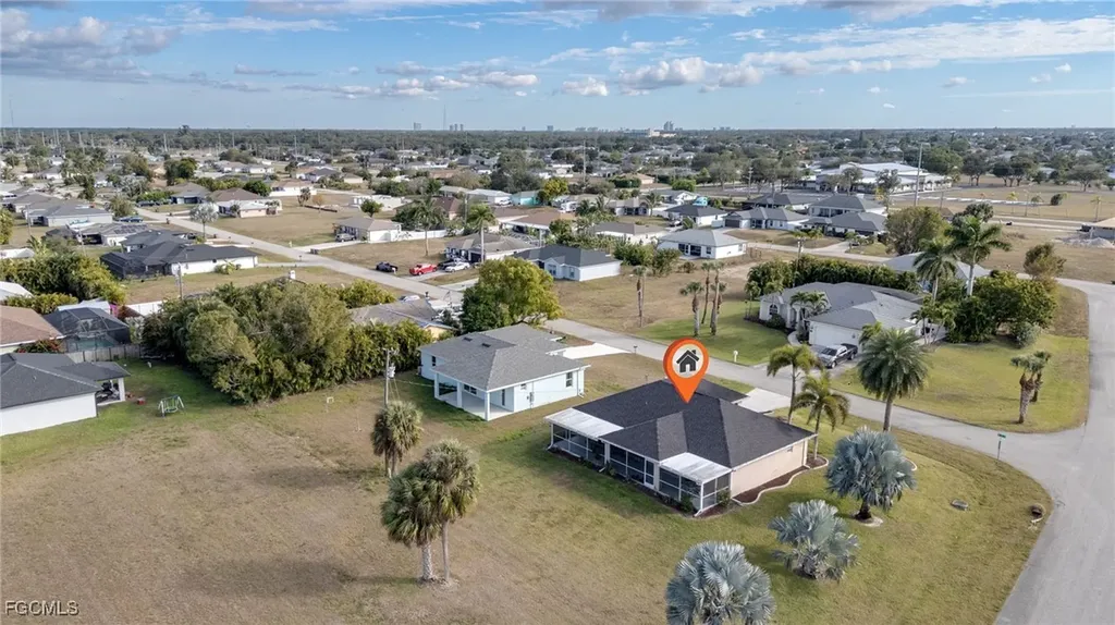 2013 NE 25th Street Cape Coral FL 33909