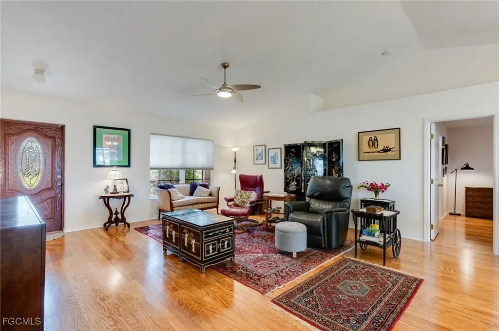 2013 NE 25th Street Cape Coral FL 33909