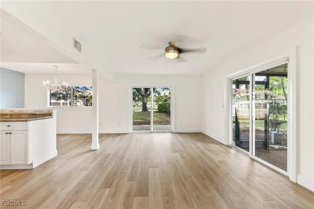 4277 Island Circle Fort Myers FL 33919