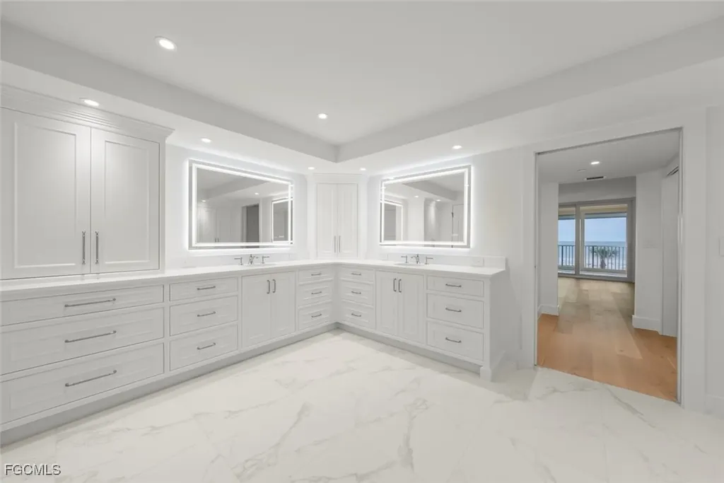 3127 W Gulf Drive Sanibel FL 33957